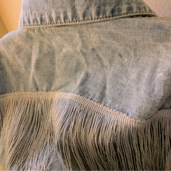 Shein Fringe cropped Jean Jacket with fringe size Large - Picture 5 of 5